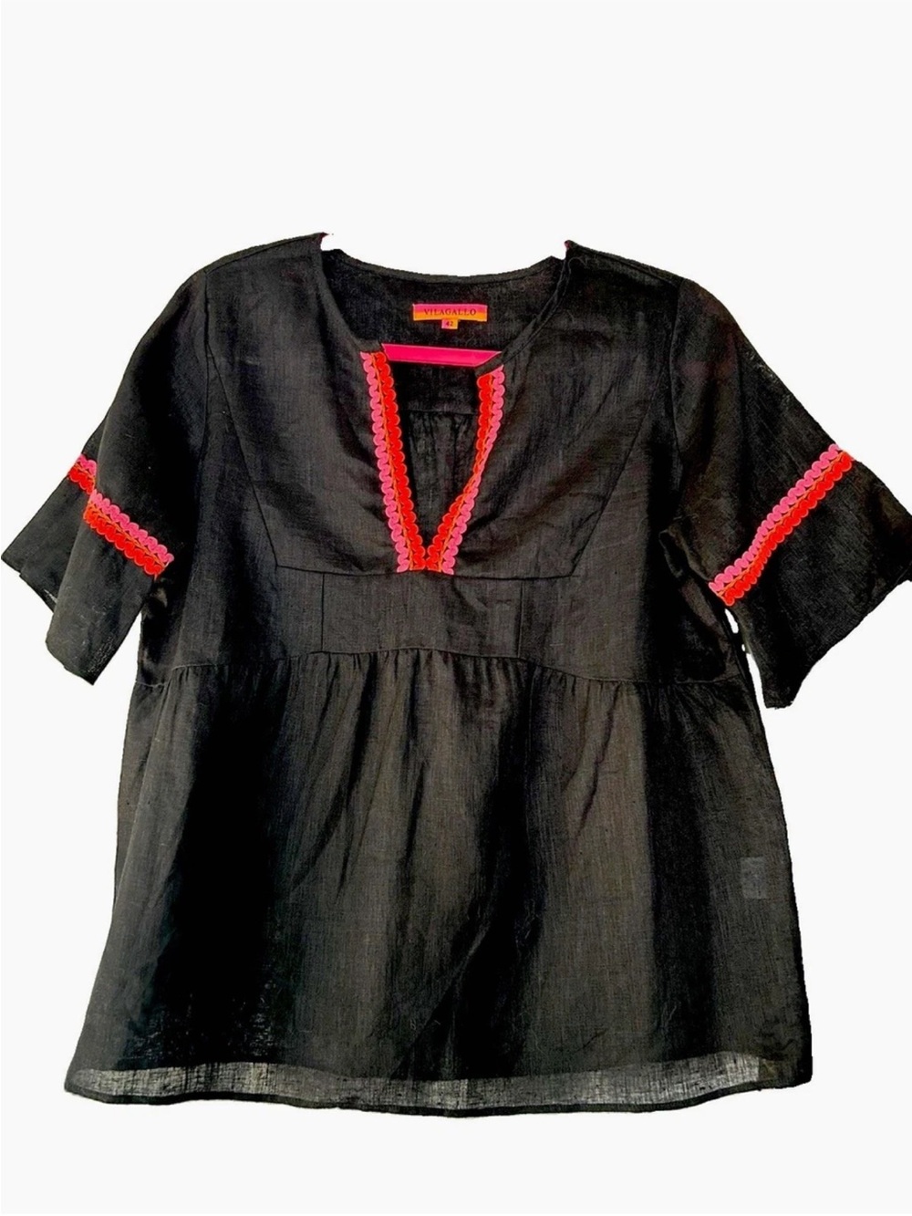 Vilagallo Black Linen Tunic with Pink Trim